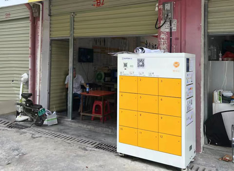 停車(chē)場(chǎng)換電柜(圖2) 停車(chē)場(chǎng)換電柜(圖2)